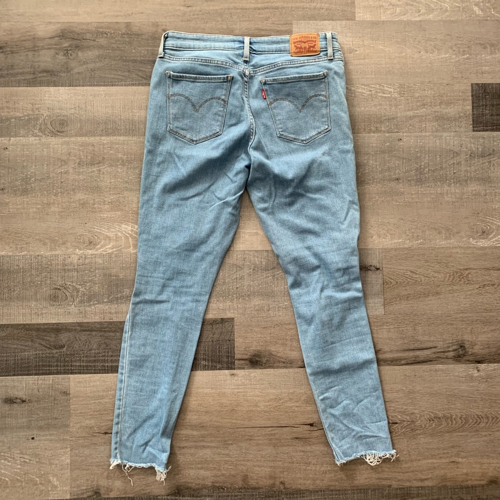 Levi light washed 711 Skinny Ankle